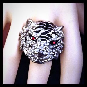 🌹SALE🌹Bundle & Save Genuine Tiger Head